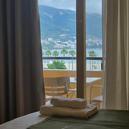 E'lux Seaside Vlorë