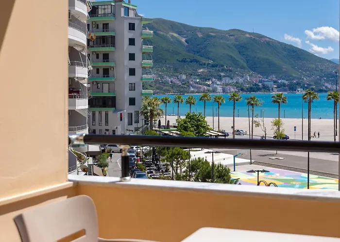 E'lux Seaside Apartment *