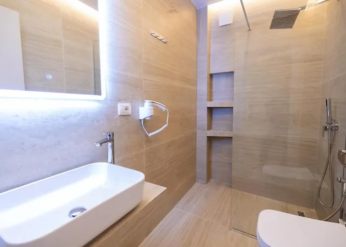 Apartment E'lux Seaside Vlorë