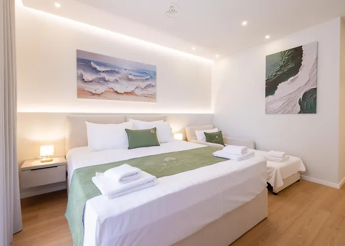 E'lux Seaside Apartment